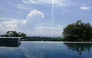 Swimming Pool 3 Pearl Villa