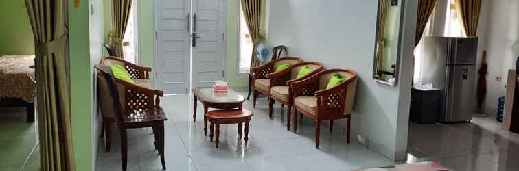 Lobby Fajri Homestay & Guest House Cilacap