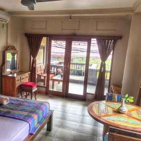 Dijumah Homestay 1, Hotel 3 Point Spa