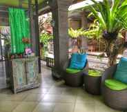 Lobby 6 Dijumah Homestay