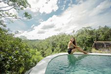 Swimming Pool Yoga Maya Ubud