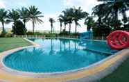 สระว่ายน้ำ 5 Heaven Kwai Resort