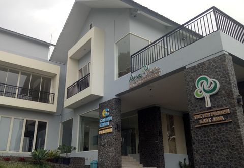 Exterior Arainn Bed And Breakfast Tretes Prigen by ecommerceloka