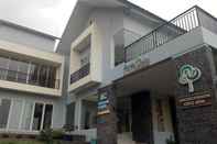 Bangunan Arainn Bed And Breakfast Tretes Prigen by ecommerceloka