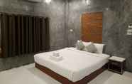 ห้องนอน 6 B-tel Chom Thong Resort Chiang Mai