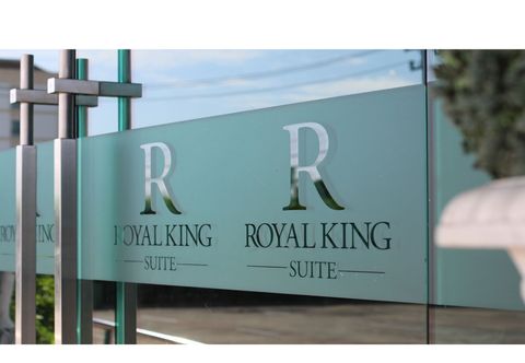 Exterior Royal King Suite