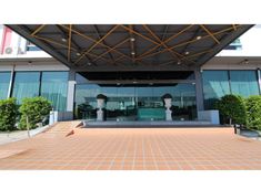 Exterior 7 Royal King Suite