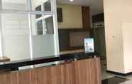 Lobby 2 Apartemen Green Pramuka by Vera