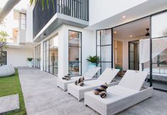 Swimming Pool 3 Villa Como