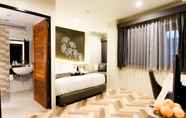 Kamar Tidur 7 SJ Miracle Hotel 