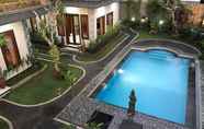 Swimming Pool 3 Diraloka House By Dwaraloka