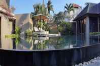 Swimming Pool Ami Dahli villa Canggu 