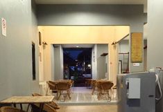 Bên ngoài 4 WE Hostel @ Khaolak