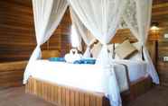 Bedroom 2 Gedong Nusa Huts Nusa Lembongan