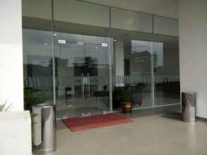 Lobby Bsrooms at Bassura City