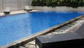 สระว่ายน้ำ 5 Tifolia Apartment Pulomas - Kelapa Gading