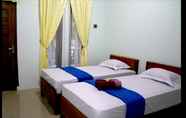 Kamar Tidur 7 Arrys Watukarung Surfcamp