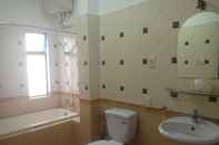 Toilet Kamar Akoma Homestay