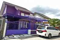 ภายนอกอาคาร Purple Lombok Guest House