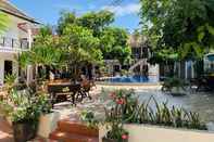 Swimming Pool Vientiane Garden Villa Hotel