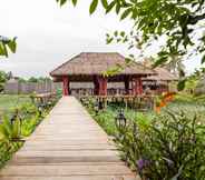 Common Space 6 Floating Khmer Village Resort