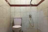 Toilet Kamar Bunga Mas Residence