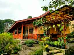 Villa Saung Kebon Ciwidey, Rp 2.000.000
