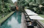 Swimming Pool 2 Kemilau Villa Umalas