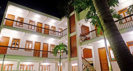 Exterior 2 Liberta Malioboro South