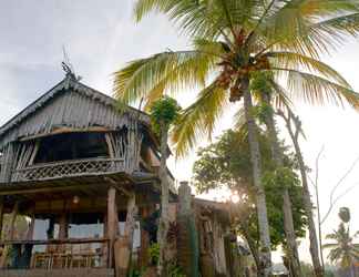 Bangunan 2 Villa Kayu Antique Sebatu