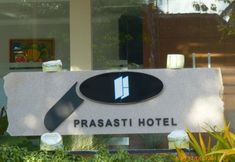 Exterior 5 Hotel Prasasti Pacitan