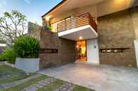 Lobi Uma Breeze Villa Umalas