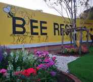 ภายนอกอาคาร 3 Bee Rest Residence