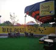 ร้านอาหาร 7 Bee Rest Residence