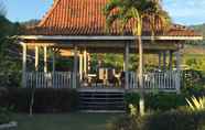 Lobby 3 Mambo Surf Lodge Villa