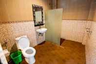 In-room Bathroom Warji House 1