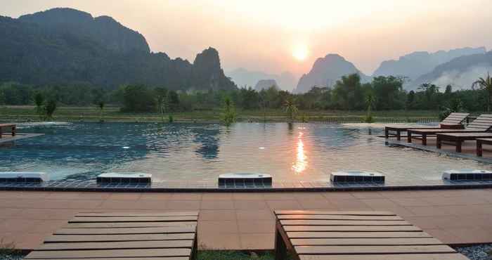 Kolam Renang Lisha Grand Hotel