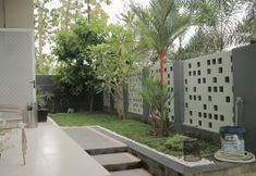 Exterior 2 AlasDjati Guest House