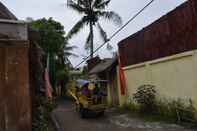 Luar Bangunan Cinta Cottage