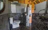 Toilet Kamar 7 rumah lereng bandung