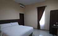 Bedroom 3 Ipoenk Hotel Malioboro