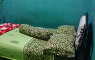 Kamar Tidur 6 Garuda 3 Bedrooms Homestay Syariah