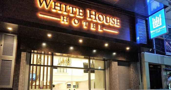 Exterior White House Hotel