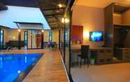 Swimming Pool 6 Thames Tara Pool Villa Rawai (SHA Extra Plus)+