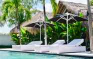 Swimming Pool 4 White Palm Hotel Bali
