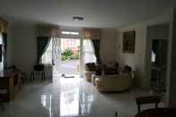 Lobby Villa Kota Bunga Homey ( R9/14 Eindhoven )