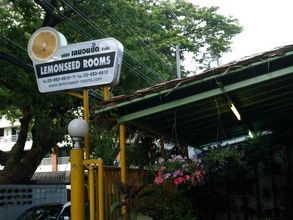 Exterior 4 Lemonseed Rooms