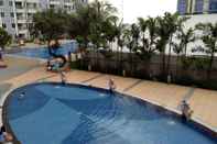 สระว่ายน้ำ 2BR Apartemen PTC Supermall Tanglin Orchard by WEST POINT