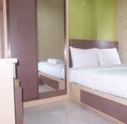 Kamar Tidur 4 Best Price 2BR at Green Pramuka Apartment By Travelio