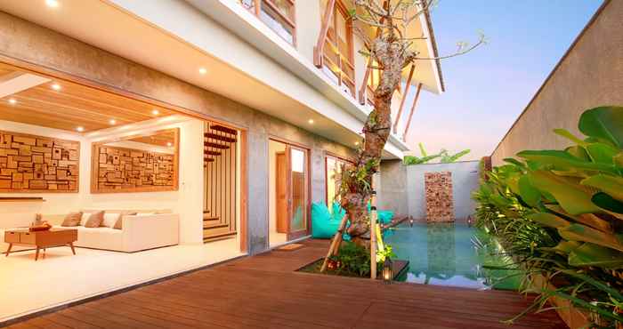 Kolam Renang Villa Kinjeng Canggu